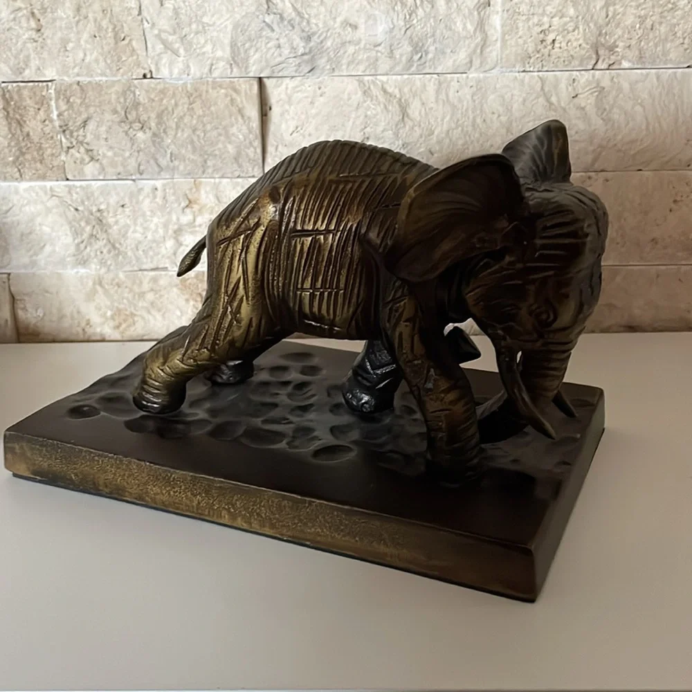 Elephant Bronze Bookends (heavy!) - Picture 5 of 5